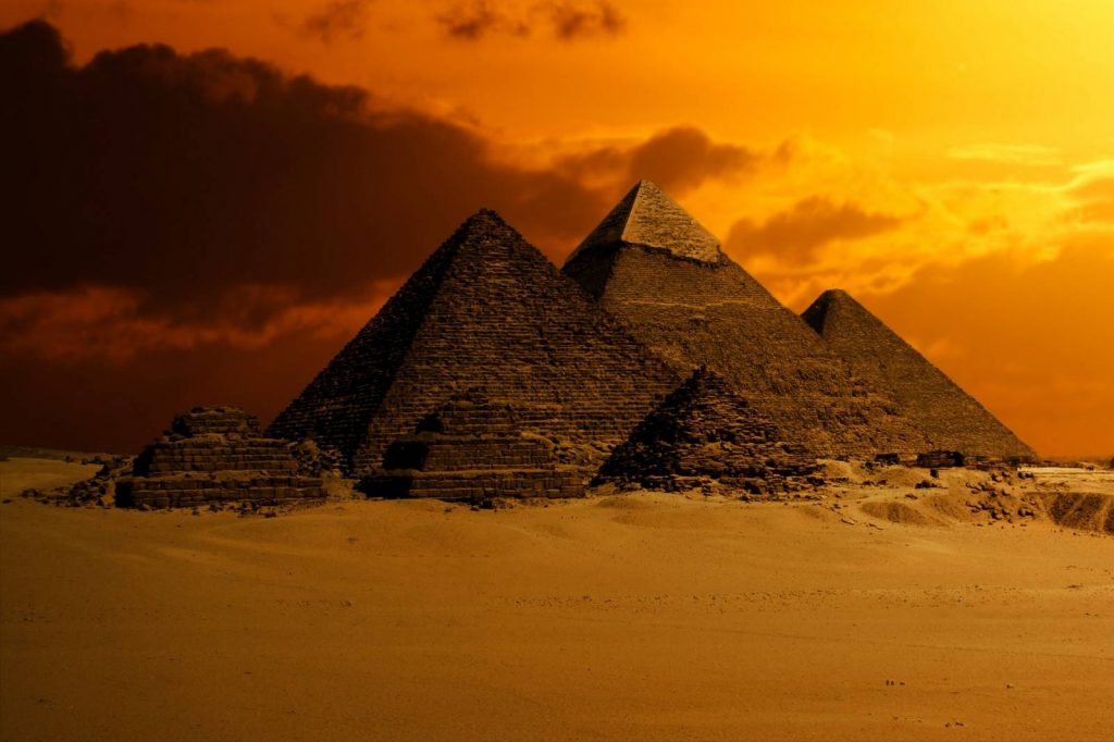 LES PYRAMIDES D’EGYPTE - SYMBOLISME ET ENERGETIQUE